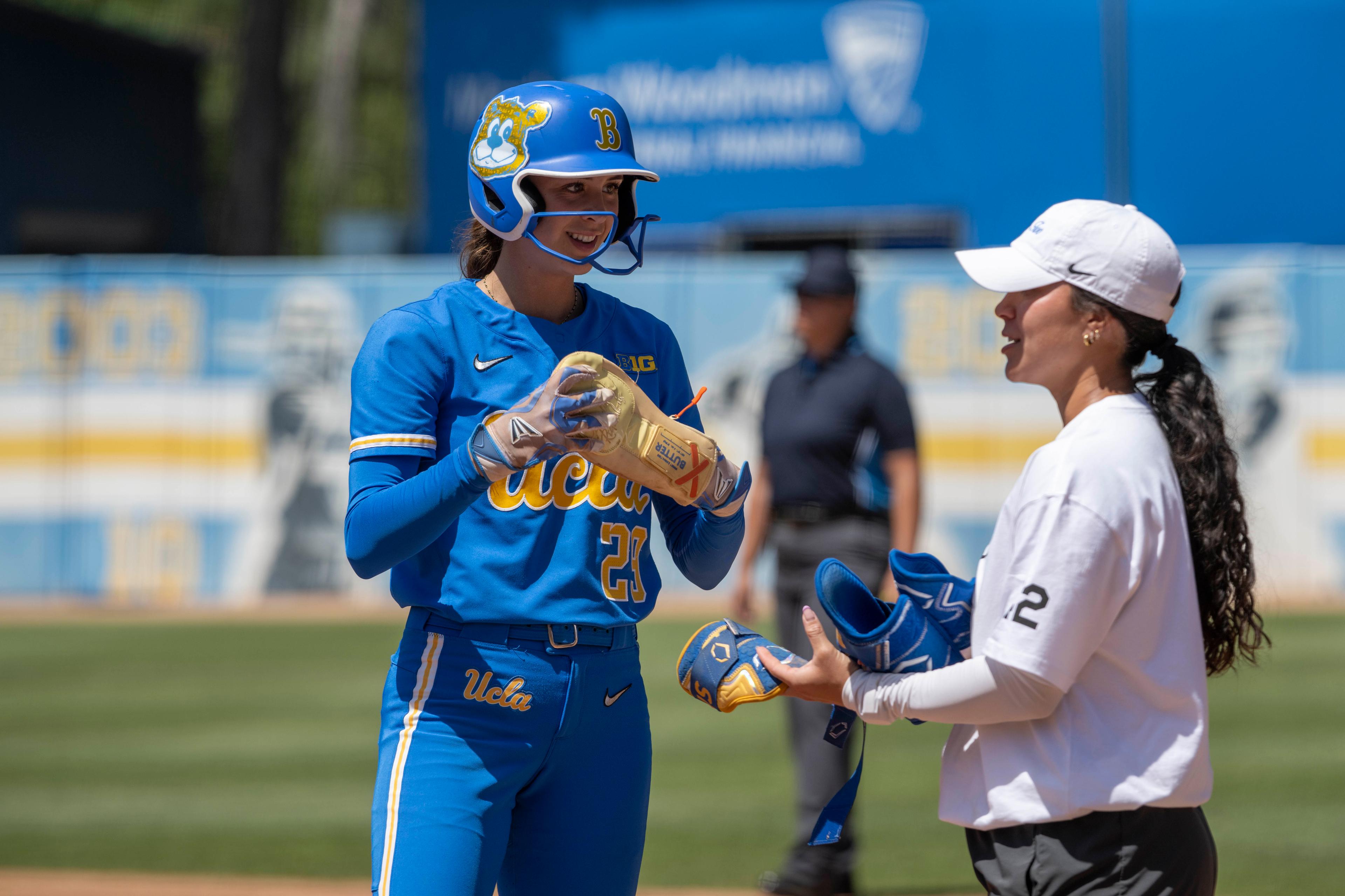 UCLA softball secures 1st ranked series sweep with win against Washington