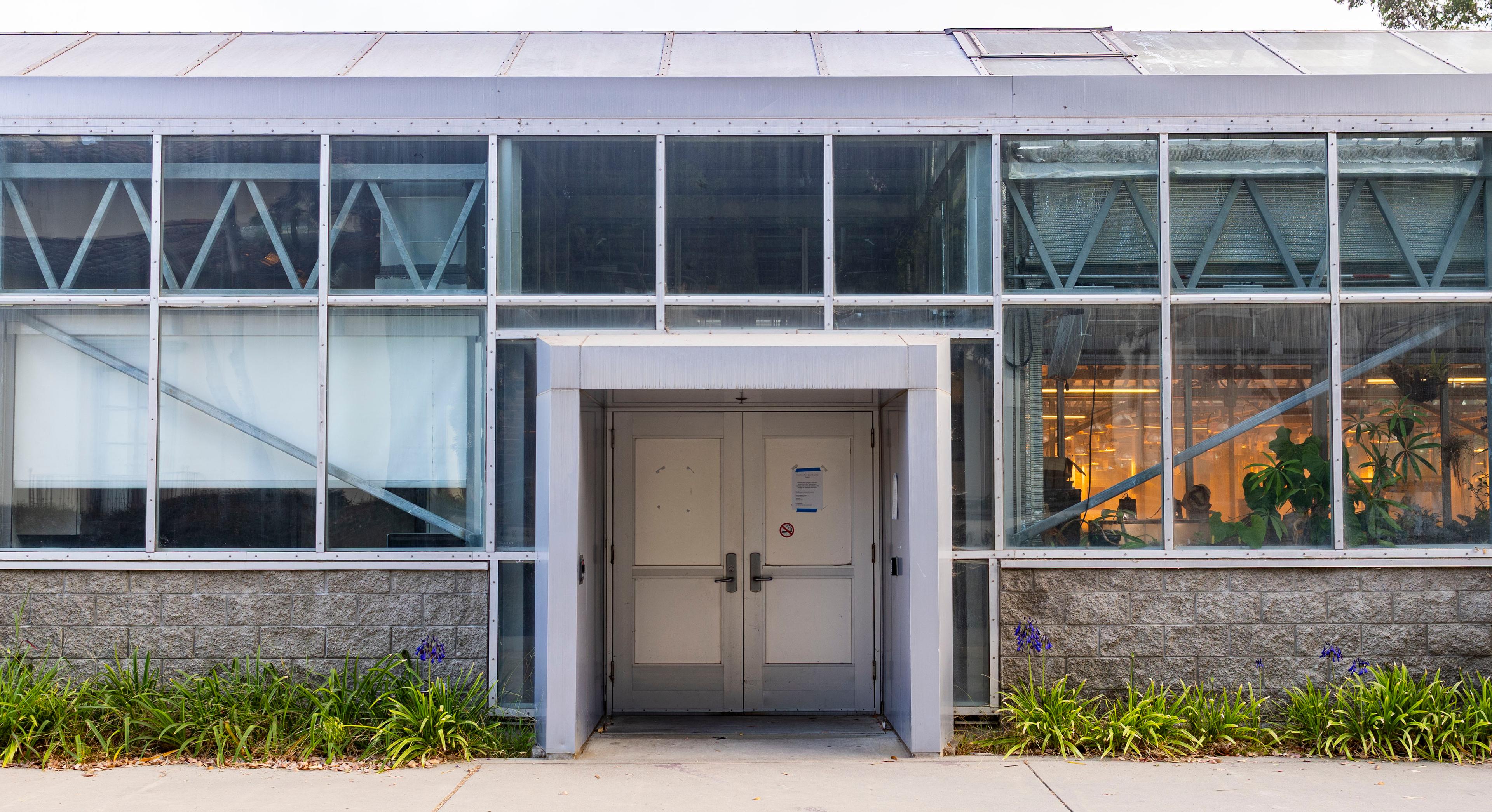 Life sciences department may force botanical club to vacate greenhouse space